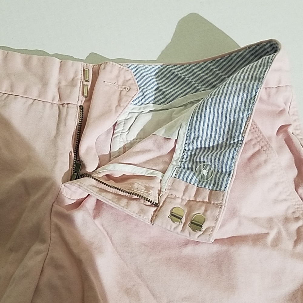 Tommy Hilfiger pink womens shorts size (6)A34 - Picture 3 of 5